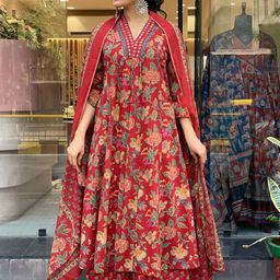 Anni Designer Women Floral Printed V-Neck Anarkali Kurta with Palazzos & Dupatta-image-92