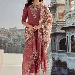 DIVASTRI Women Floral Embroidered Kurta with Trousers & Dupatta-picture-51