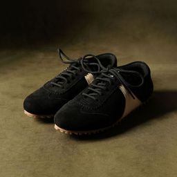 Theater Women Suede Sneakers-picture-45