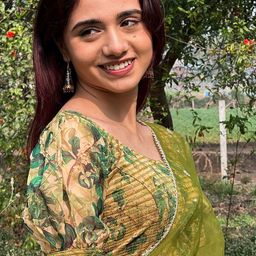 Bindigasm's Advi Printed Puff Sleeves Stretchable Slip-On Saree Blouse-44
