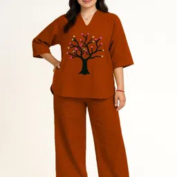 Naida Printed T-shirt & Trousers Co-Ords-image-91