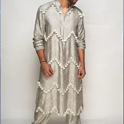 PS MEN BY PAYAL SINGHAL Men Embroidered Regular Thread Work Chanderi Silk Kurta with Pyjamas-5