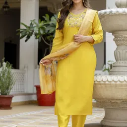 Navlik Women Floral Embroidered Kurta with Trousers & Dupatta-image-64