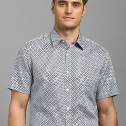 Louis Philippe Men Geometric Printed Spread Collar Cotton Formal Shirt-image-34