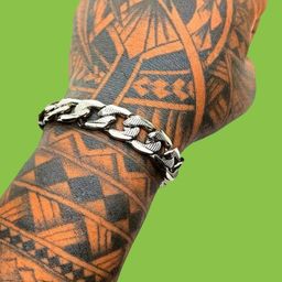 Dynamic Retail Global Men Stainless Steel Silver-Plated Link Bracelet-image-75