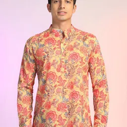 Prakatha Men Printed Mirror Work Kurta-image-75