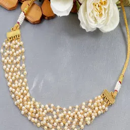 Vientiq White Alloy Necklace-picture-17