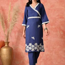 Myshka Women Floral Embroidered Pure Cotton Kurta with Trouser-picture-24