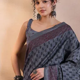 Anouk Rustic Bagh Silk Blend Bagh Saree image 5