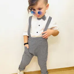 DEL LUNA Infant Boys Printed Dungarees Comes with Shirt & Bow Tie-49