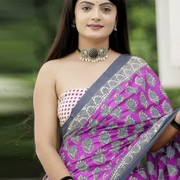 Mitera Bagh Bagru Saree image 3