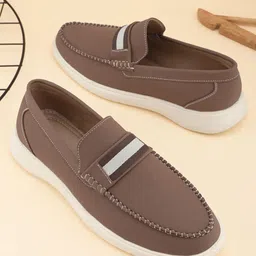 Mast & Harbour Men Round Toe Lightweight Loafers-image-15
