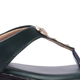 BIG BIRD Printed Block Pumps with Bows image 5