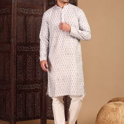 House of Pataudi Chic Abstract Chikankari Kurta With Sequin-17