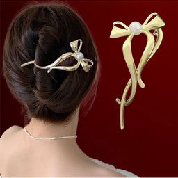 LYKAA Women Embellished Claw Clip-image-88