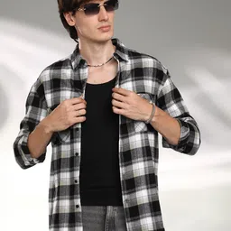Campus Sutra Men Comfort Spread Collar Tartan Checked Cotton Casual Shirt-image-84