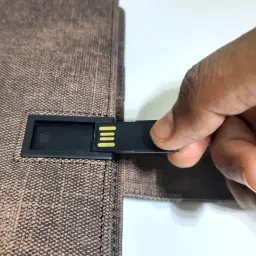 viva global CHARGE 4000 mAh POWER BANK 6 Ring Mechanism Refillable RINGBINDER NOTEBOOK Inbuild 32GB USB and Inbuilt IOS, Android and Type -C cables with Charge Indicator A5 Organizer Ruled 200 Pages image 4