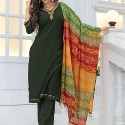 MITTOO Floral Yoke Design V-Neck Straight Kurta with Trousers & Dupatta-picture-37