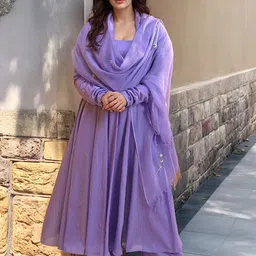 Aaghnya Women Solid Kurta with Palazzo & Dupatta-picture-9