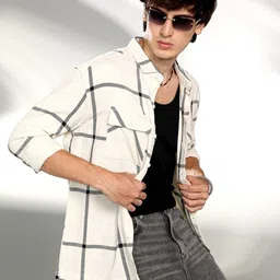 Campus Sutra Men Classic Opaque Checked Casual Shirt-picture-32