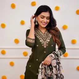 BAESD Ethnic Motifs Embroidered Straight Kurta With Trousers & Dupatta-6
