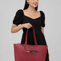 Caprese Structured Shoulder Bag With Floral Print Pouch-25