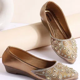 Anouk Women Embellished Ethnic Flats-image-67