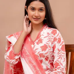 PARTHVI Women Printed Regular Thread Work Kurta with Palazzos & With Dupatta image 4