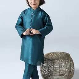 TAHVO Boys Mandarin Collar Dupion Silk Straight Kurta With Trousers-2