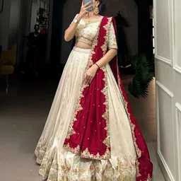 Piludi Embroidered Sequinned Semi-Stitched Lehenga & Unstitched Blouse With Dupatta-picture-5