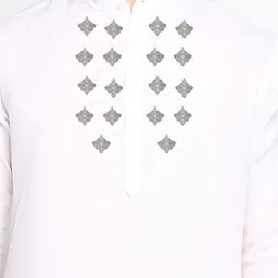 PulseIQ Men Ethnic Motifs Printed Regular Kurta with Pyjamas image 5