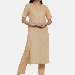 Aarsha Geometric Printed Round Neck Straight Kurta With Trousers-15