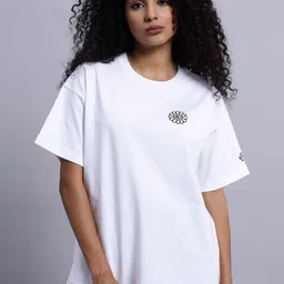 Converse Women Checked Cut Outs T-shirt-image-57