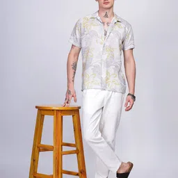 Vestirio Men Relaxed Floral Printed Relaxed Fit Casual Shirt-picture-25