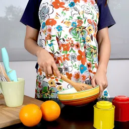 TARAN LIVING White Printed Cotton Apron-30