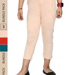 IndiWeaves Girls Pack Of 3 Regular Fit Pure Cotton Capris-picture-38
