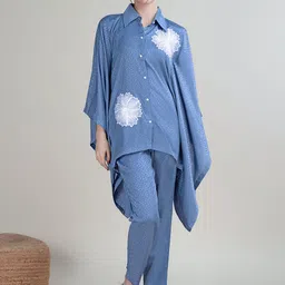 HOUSE OF MIRA Self Design Flared Sleeves Floral Applique Shirt & Trouser-image-11