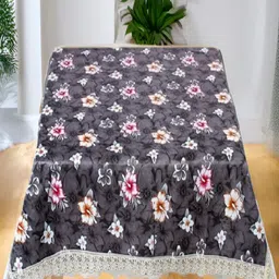 REVEXO Black & White Floral Printed Rectangle 4-Seater Table Covers-54