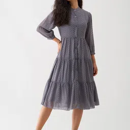 AASK Self Design Puff Sleeve Crepe Tiered A-Line Midi Dress-picture-6