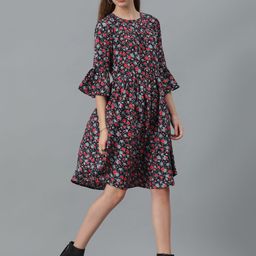 Kotty Floral Printed Bell Sleeve Gathered or Pleated Crepe A-Line Dress-image-15