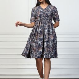 FASHION DREAM Printed V-Neck Short Sleeves A-Line Dress-image-89