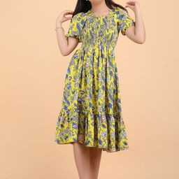 DEKLOOK Floral Print Crepe Smocked Fit & Flare Dress-image-33