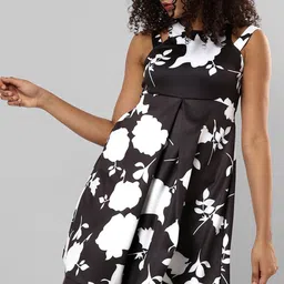 Campus Sutra Round Neck Floral Print Fit & Flare Dress-image-99