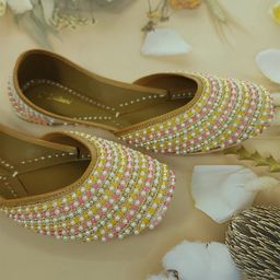 Fulkari Round Toe Embellished Leather Mojaris-19