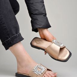 Shoetopia Girls Embellished Open Toe Flats-39