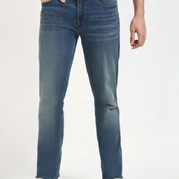 Tommy Hilfiger Men Mid-Rise Low Distress Light Fade Jeans-image-39