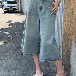 LULU & SKY Women Wide Leg High-Rise Highly Distressed Light Fade Jeans-picture-32