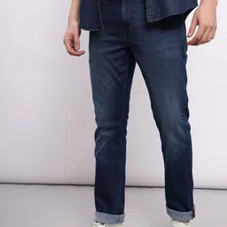 Lee Men Rodeo Straight Fit Mid Rise Light Fade Stretchable Jeans-image-52