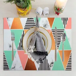 LUXEHOME INTERNATIONAL 6 Pieces White and Green Printed Anti-Skid Table Placemet Set-10