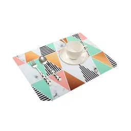 LUXEHOME INTERNATIONAL Set Of 5 Peach & Blue Geometric Printed Table Placemat & Runner Set image 3